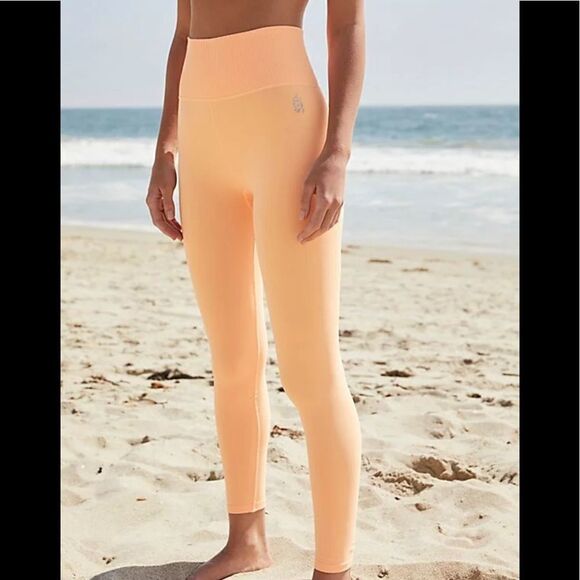 NWT FP Movement High-Rise 7/8 Length Good Karma Leggings | Peach Horizon - Picture 4 of 9